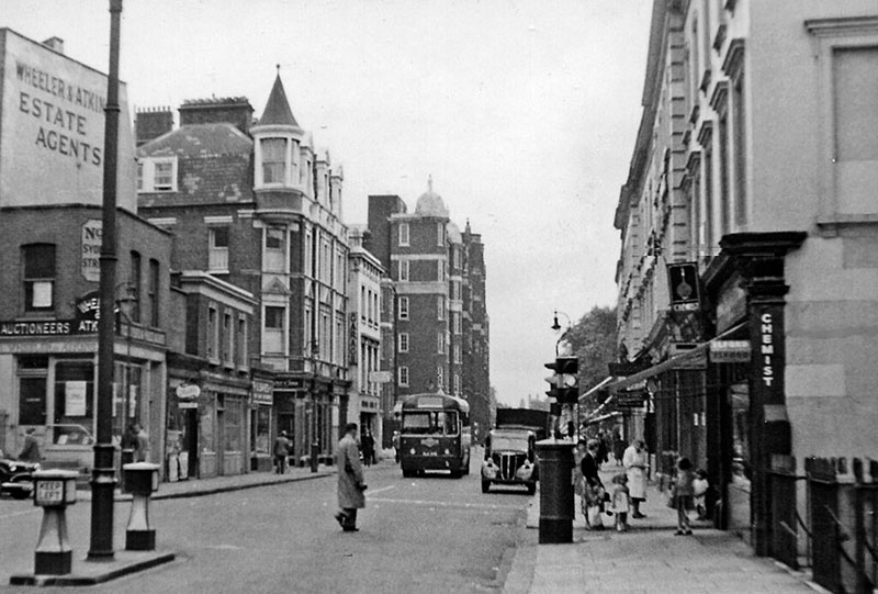 Ben Brooksbank / Westward on Fulham Road at Sydney Street, Chelsea